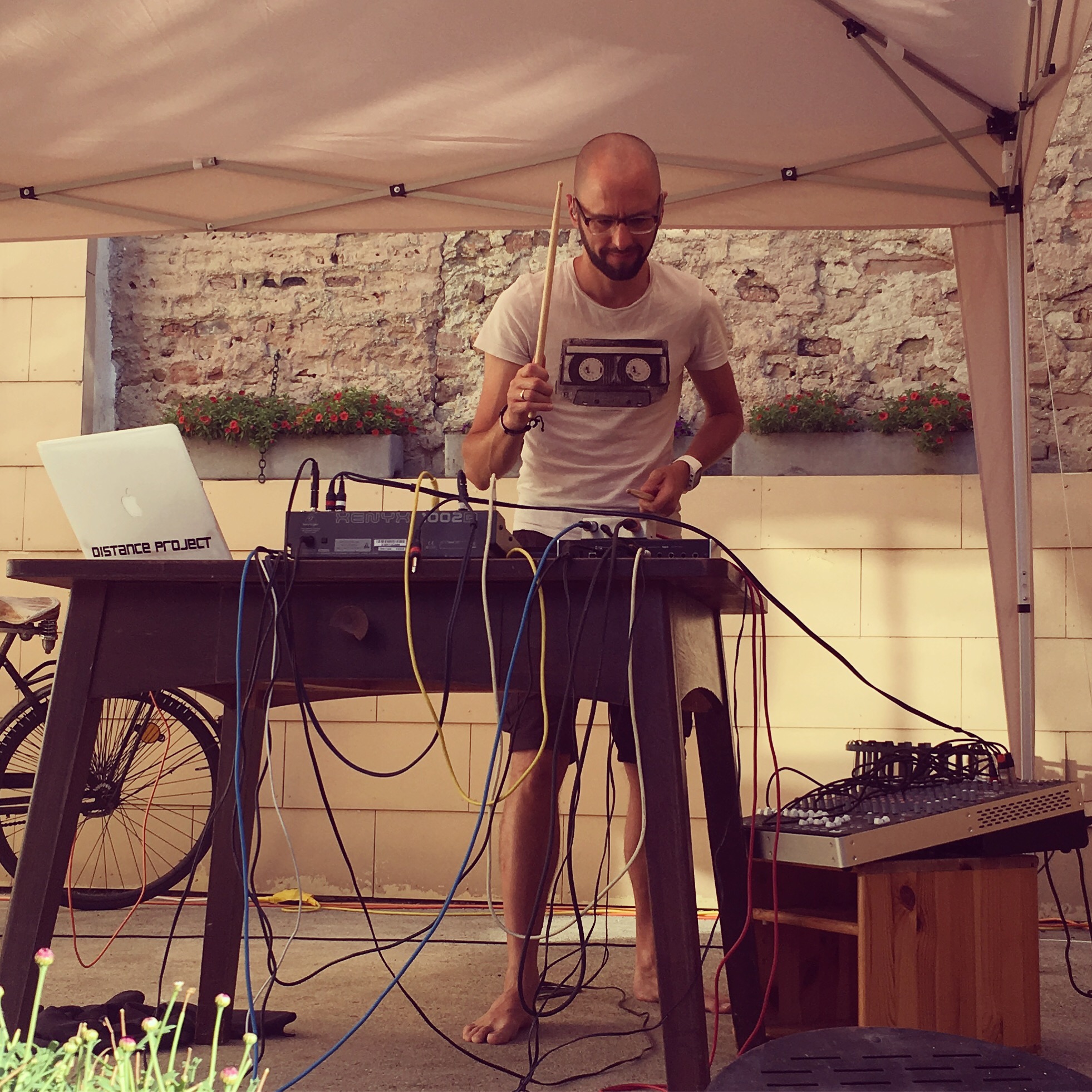 1112124E-EA6B-4A7A-B929-B769D41D6666